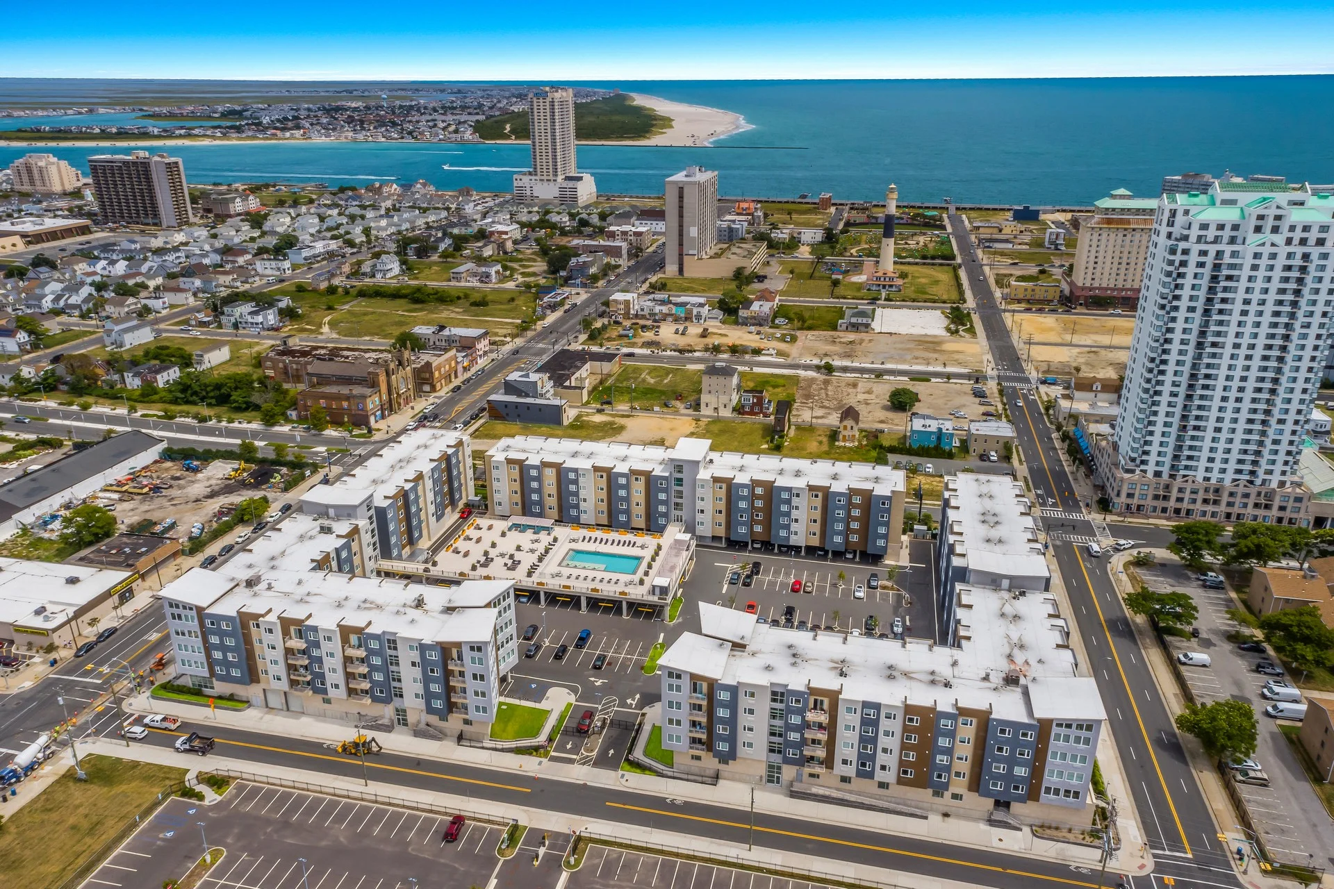 600NoBe and the ocean from above